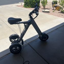 TopMate ES32 Electric Scooter 3 Wheels Foldable Trike with Seat for Adults