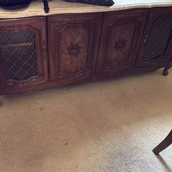 Dinner set excellent condition