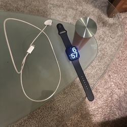 Apple Watch Series 8