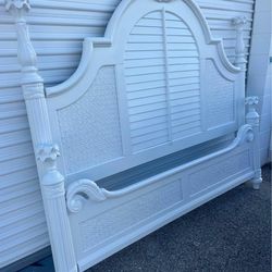 Beautiful White Bedroom set ( deliver available )