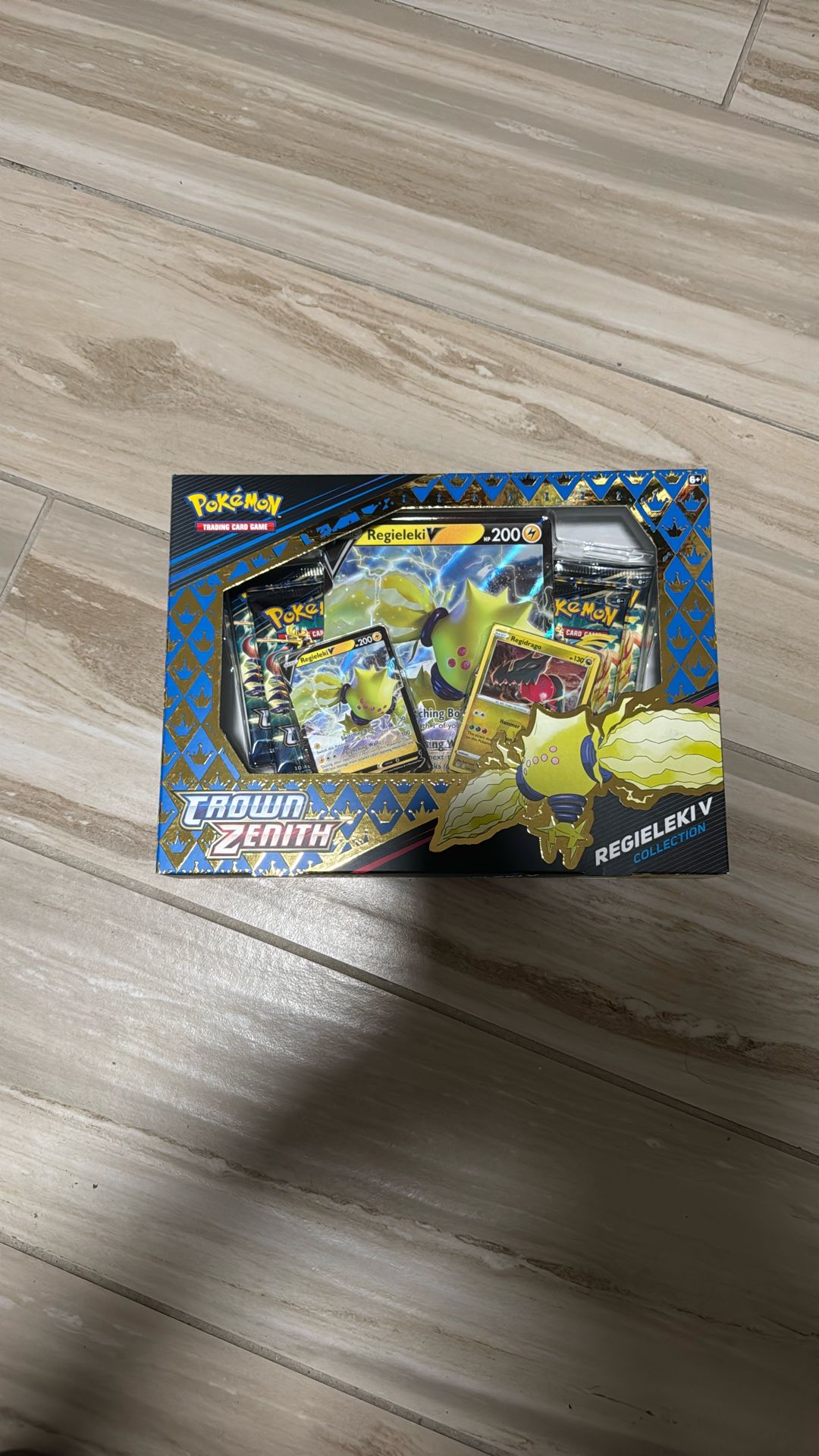 Pokémon Crown Zenith Regieleki V Box