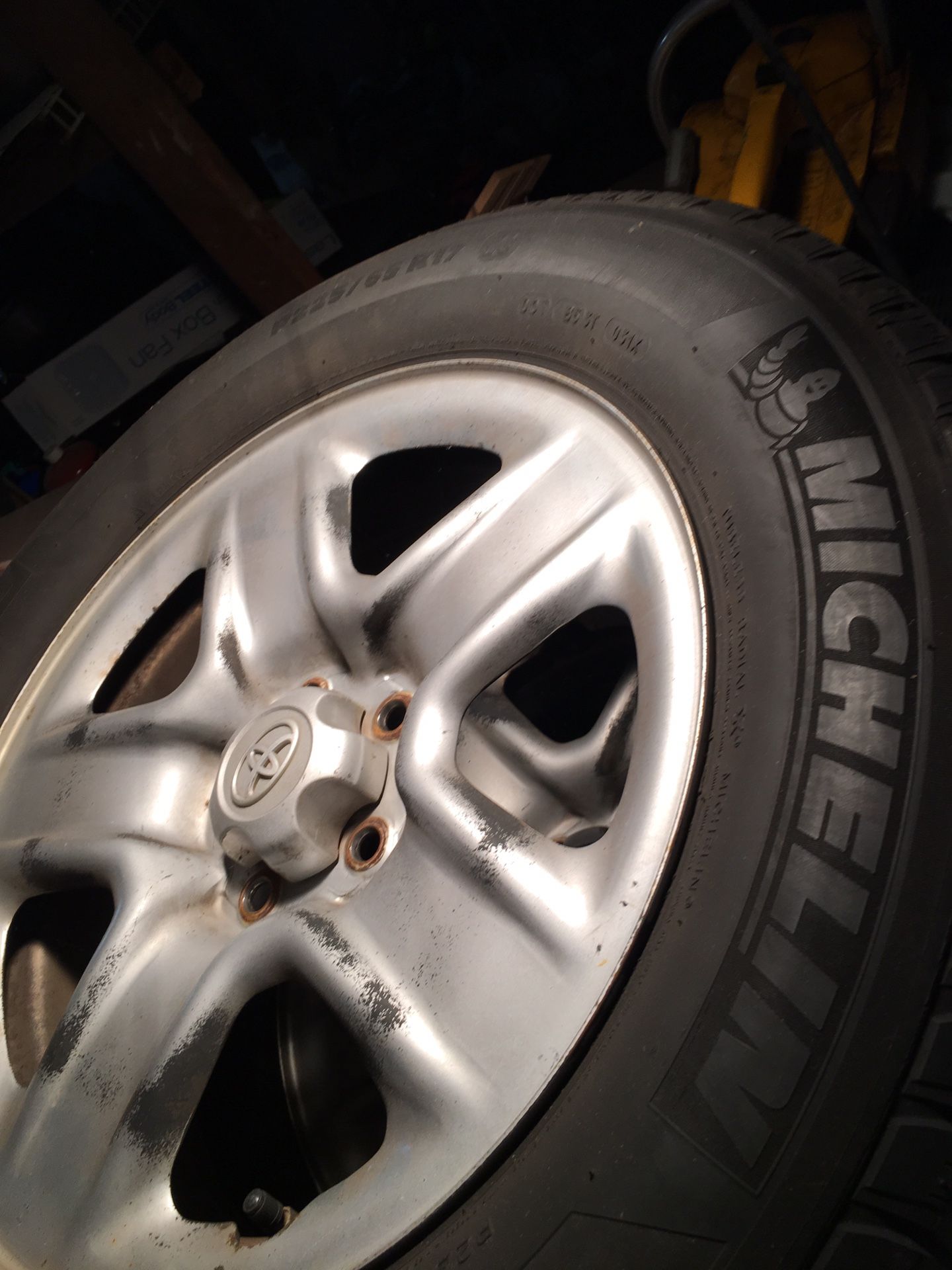 Toyota RAV4 Rims and Tires