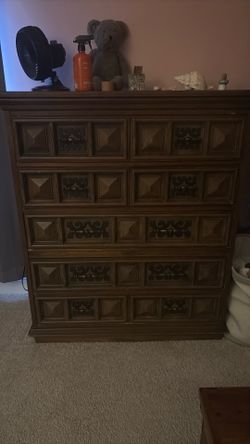 Dresser