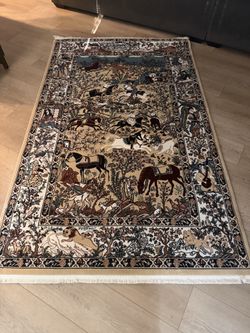 Unique Loom Nain Design Area Rug – 5’ x 8’ – Excellent Condition