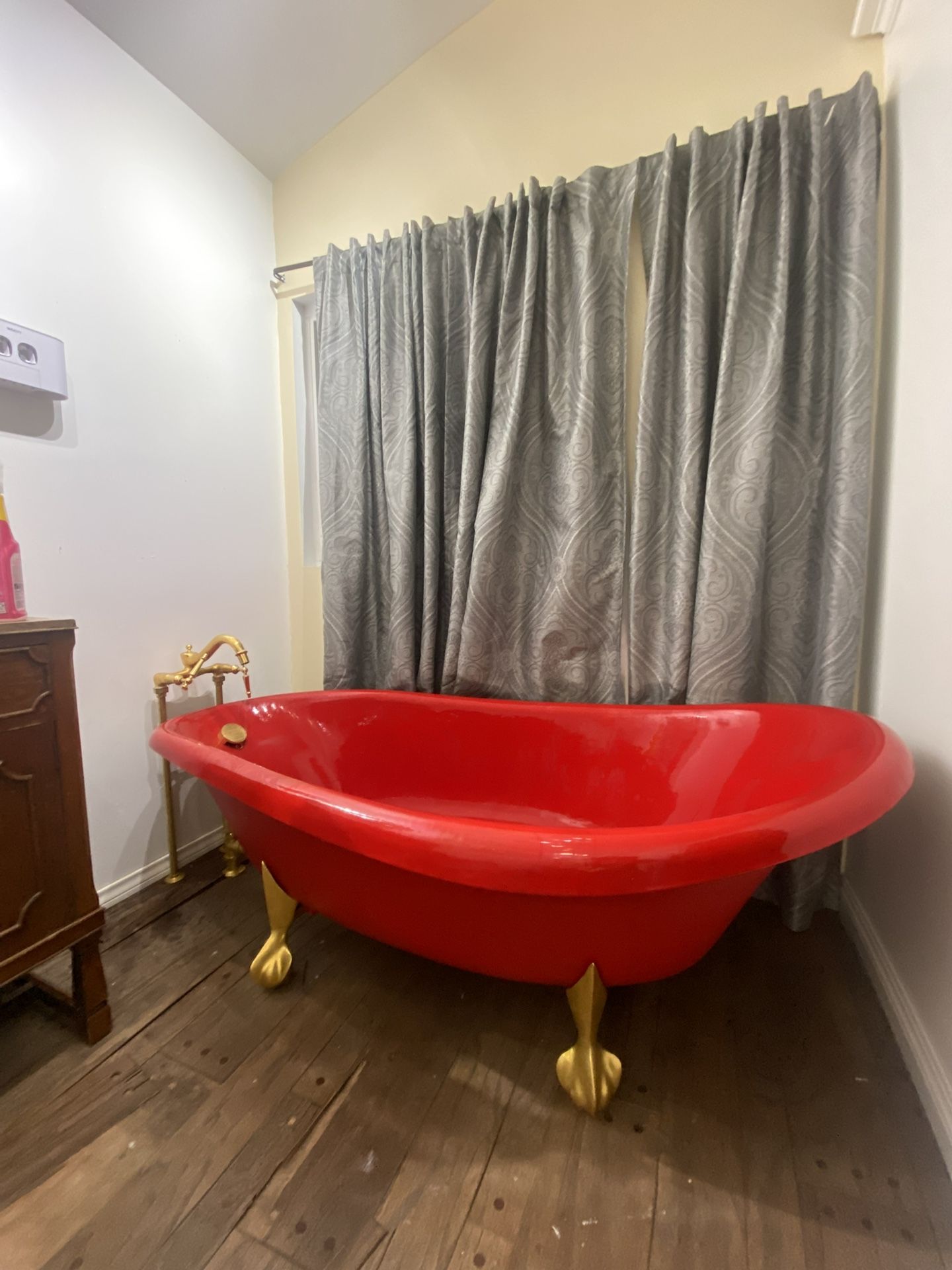 Kohler K100-0 Birthday Bath Vintage Cast Iron Clawfoot Bathtub