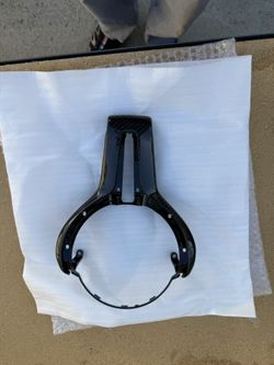 BMW CARBON OUTER STEERING WHEEL TRIM - F-CHASSIS M VEHICLES