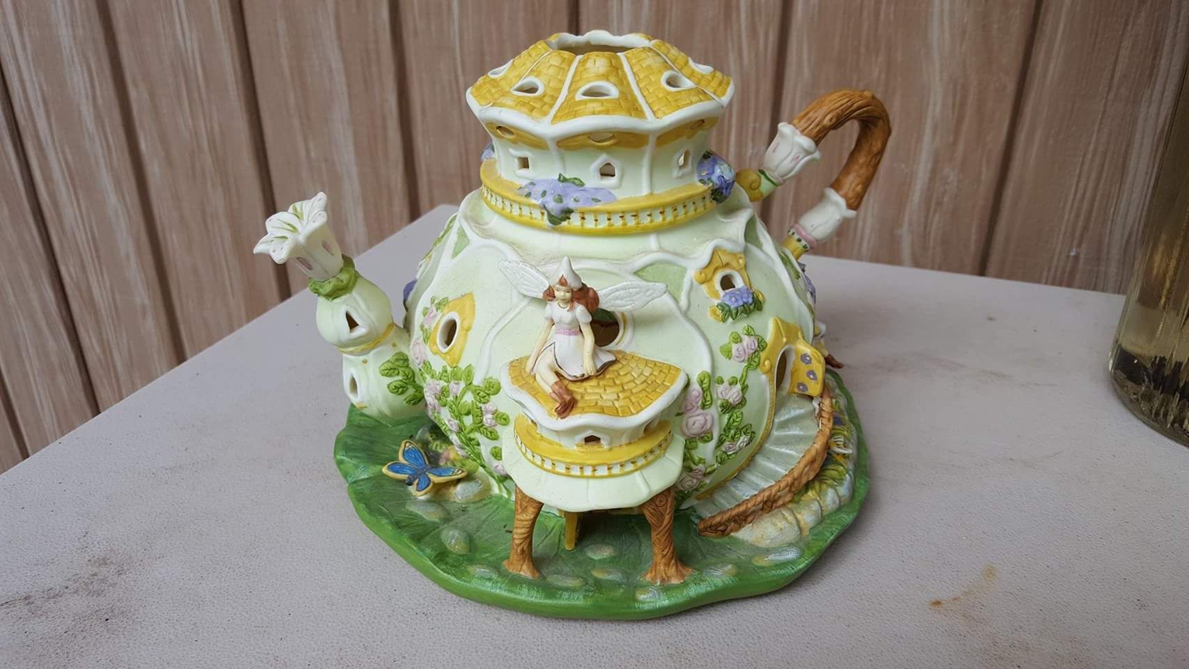 PartyLite Fairyland Fairy Teapot Candle Candle Tea Lite Holder