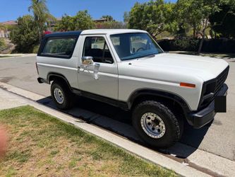 1980 Ford Bronco 4x4 — Runs & Drives, No Rust