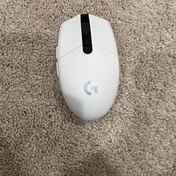Logitech G 305 Light Speed Wireless Gaming Mouse