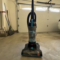 Bissell PowerForce Helix Vacuum – Good Condition
