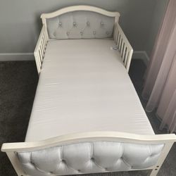 Crib+mattress 