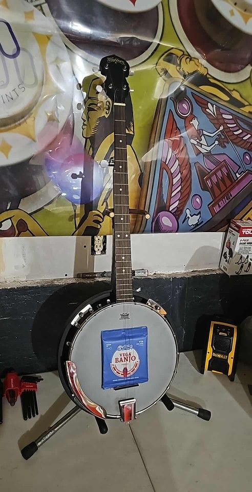 Washburn 5 String Banjo( Repaired)