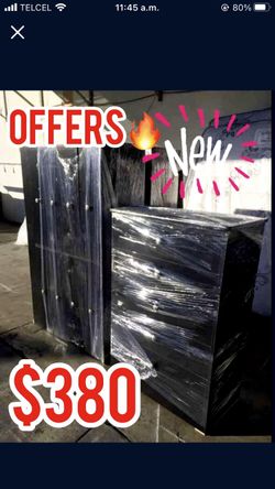 $380 Set Offer New Color Black $380 🌈🚚