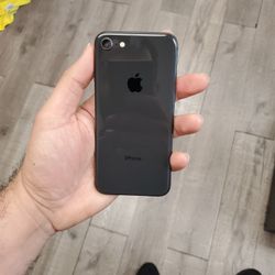 IPHONE 8..128GB FACTORY UNLOCK ANY SIM 