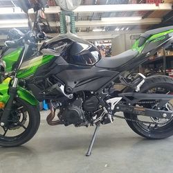 2019 Kawasaki Z400 ABS Clean Title Motorcycle 5,716 Miles