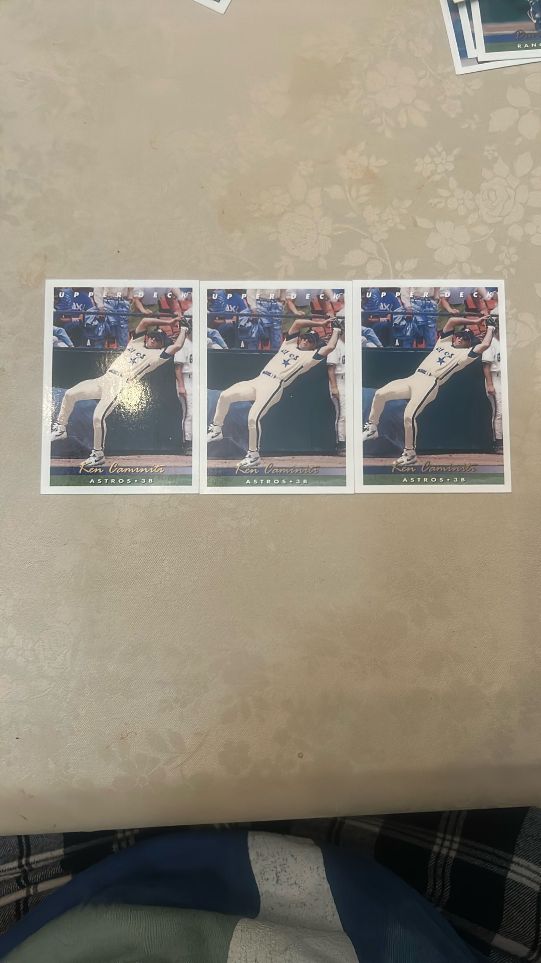 (3) 1993 Upper Deck Series 1 Baseball #305 Ken Caminiti Houston Astros Official MLB Trading Card