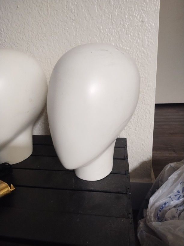 Mannequin Head 