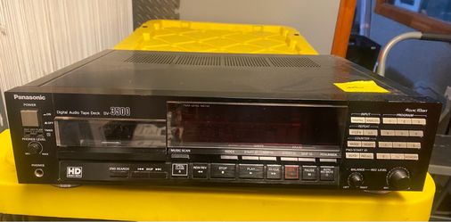 Panasonic SV-3500 Professional DAT Digital Audio Tape Deck For Parts/Repair