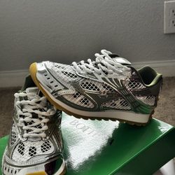 Bottega Veneta Brand New Shoes.