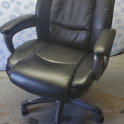 Office Desk Chairs