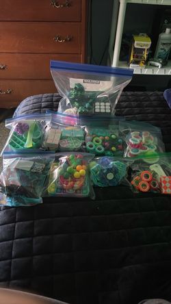 bulk sorted kids fidget toys