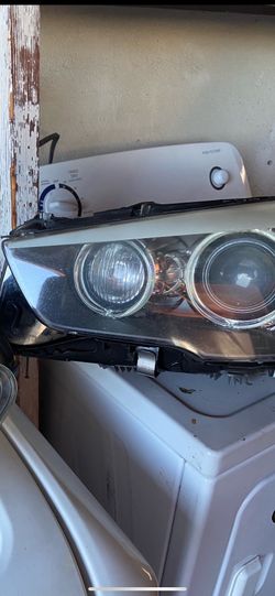 2011 535i bmw headlight