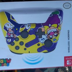 2 BRAND NEW NINTENDO SWITCH PRO  CONTROLLERS