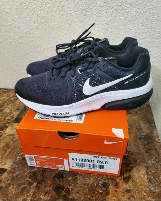Nike Zoom Prevail Black White DA1102-001 Running Shoes Sneakers Men's Size 9
