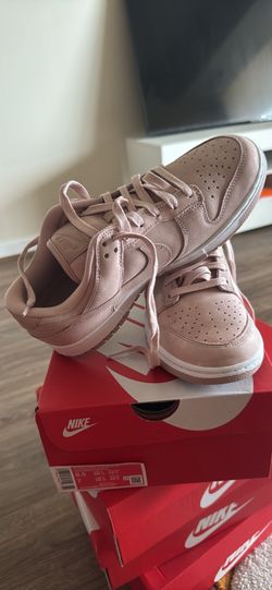 Pink Dunks