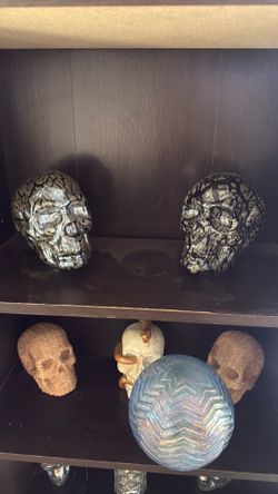 Glass skulls