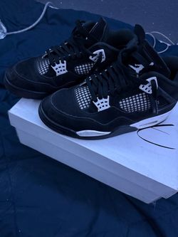 white thunder jordan 4