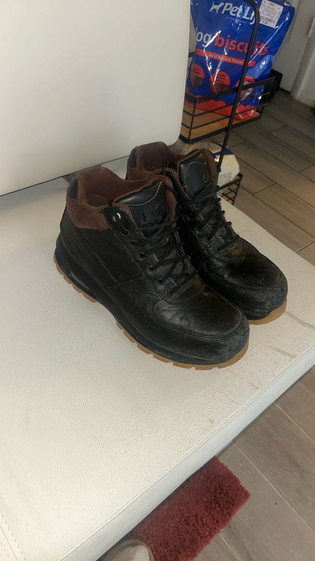 Nike ACGs