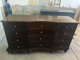 MCM Style MARTHA STEWART for BERNHARDTwww "Katonah" Dresser – Solid Wood HEAVY