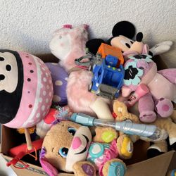 LOT of Toys + Plush Toys 