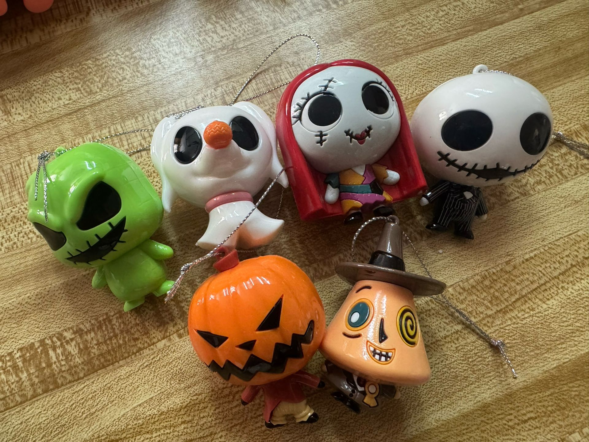Nightmare Before Christmas 6pcs Includes Chase $15