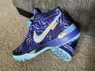 Nike Men’s Basketball Shoes Size 8 LeBron Sneakers