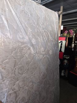 Twin mattresses set ( Read Description)
