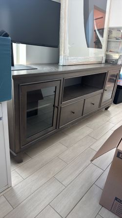 Tv stand - City furniture