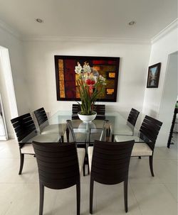 Dinning table and chairs