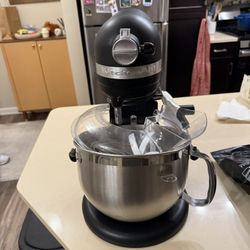 KitchenAid 6 Quart Stand Mixer