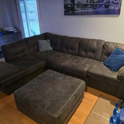 Sectional couch