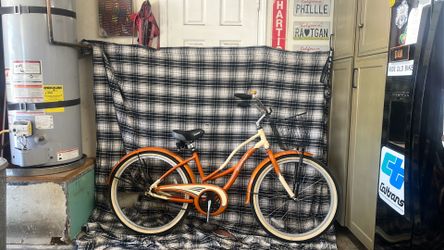 RALEIGH brand 26” single speed, coaster Brake beach cruiser, bicycle, ready to ride cool front basket and bell