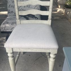 Silla  Alta$10
