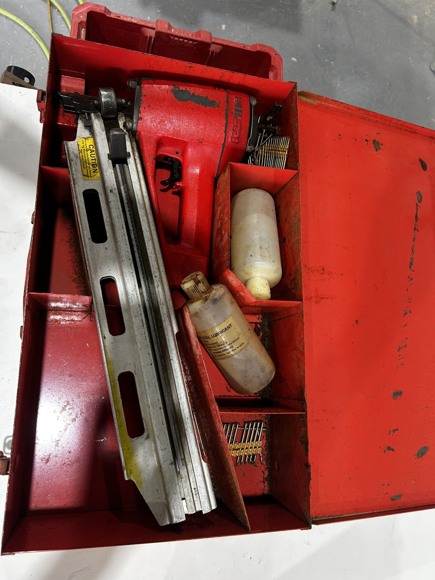 Hilti- Framing nail gun