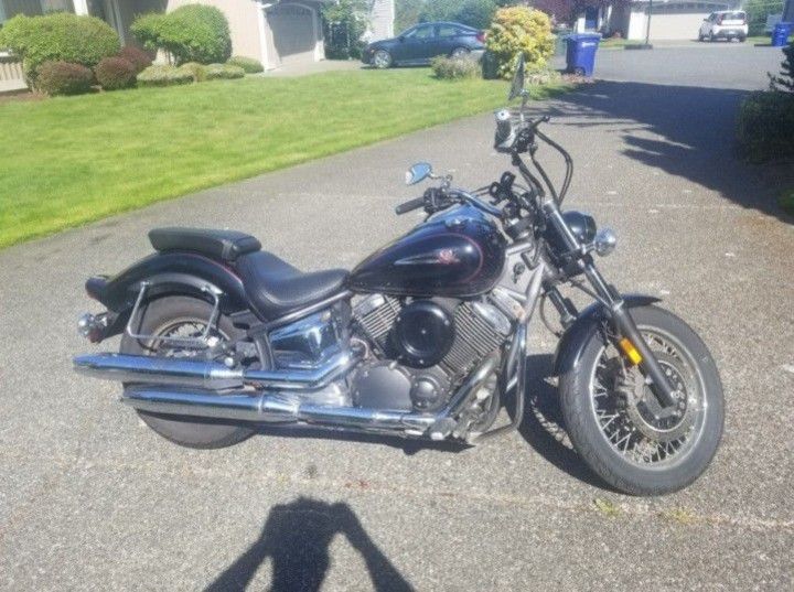 2007 Yamaha Vstar 1100 custom