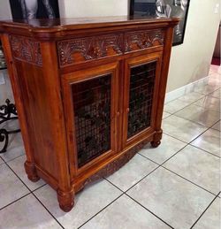 Solid Wood Cabinet Bar