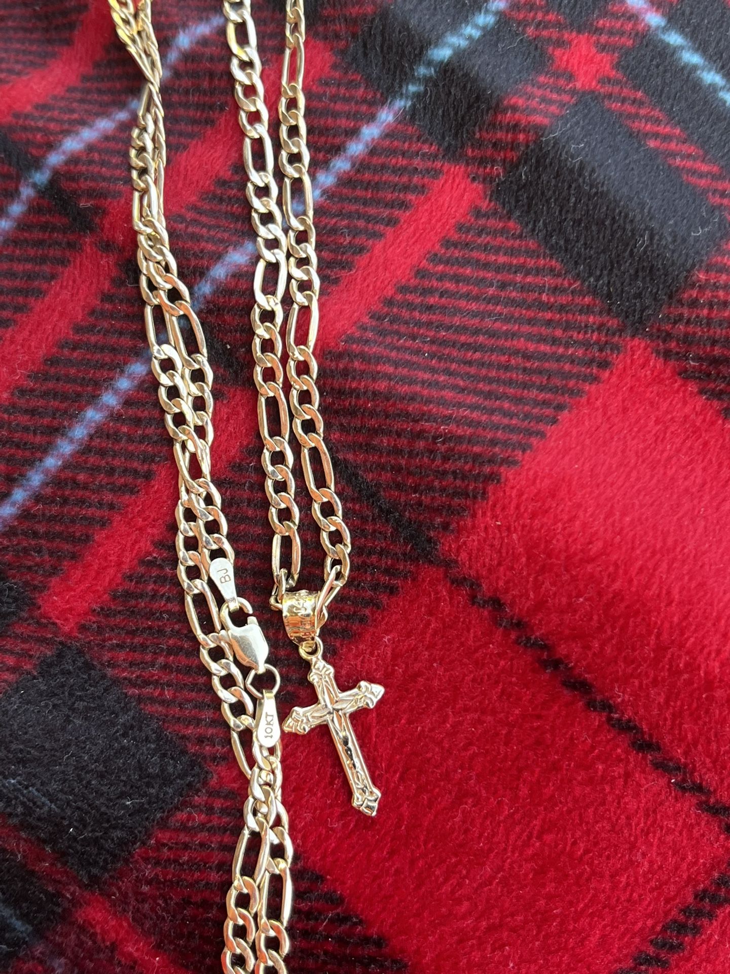 Solid 10k Gold Figaro Chain With 14k Pendant