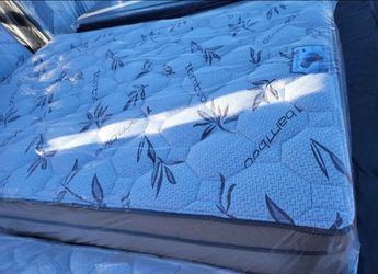 Brand new Queen size Pillowtop Mattress Included box spring.