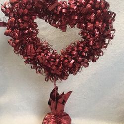 16” Large ♥️ HEART Tensil Decor Centerpiece 