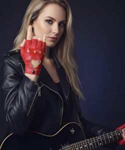 Red Half Finger Leather Gloves, Stylish Red Fingerless Biker Punk Gloves PU Leather Dance Glove Heart Cutout Punk Half Finger Driving Glove for Hallow